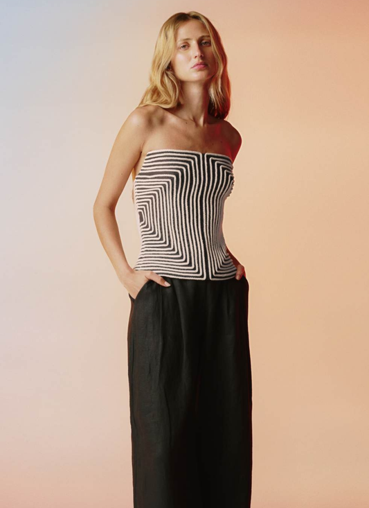 *PREORDER* NYOTA ALMA TOP - BLACK