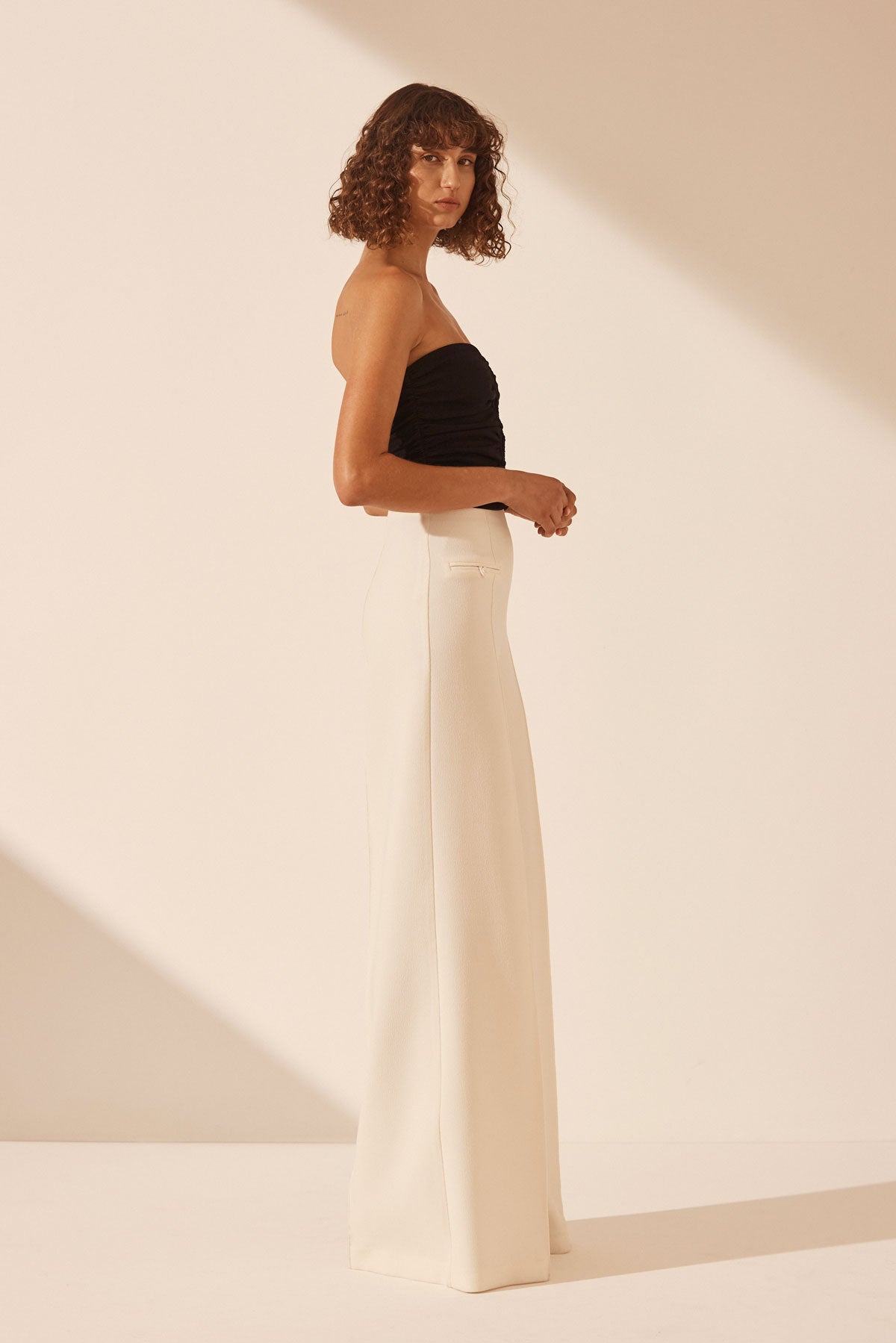 YVETTE LACE UP STRAPLESS TOP - BLACK