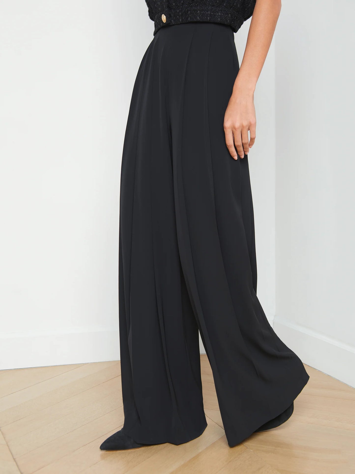 NOVA PLEATED PANT - BLACK