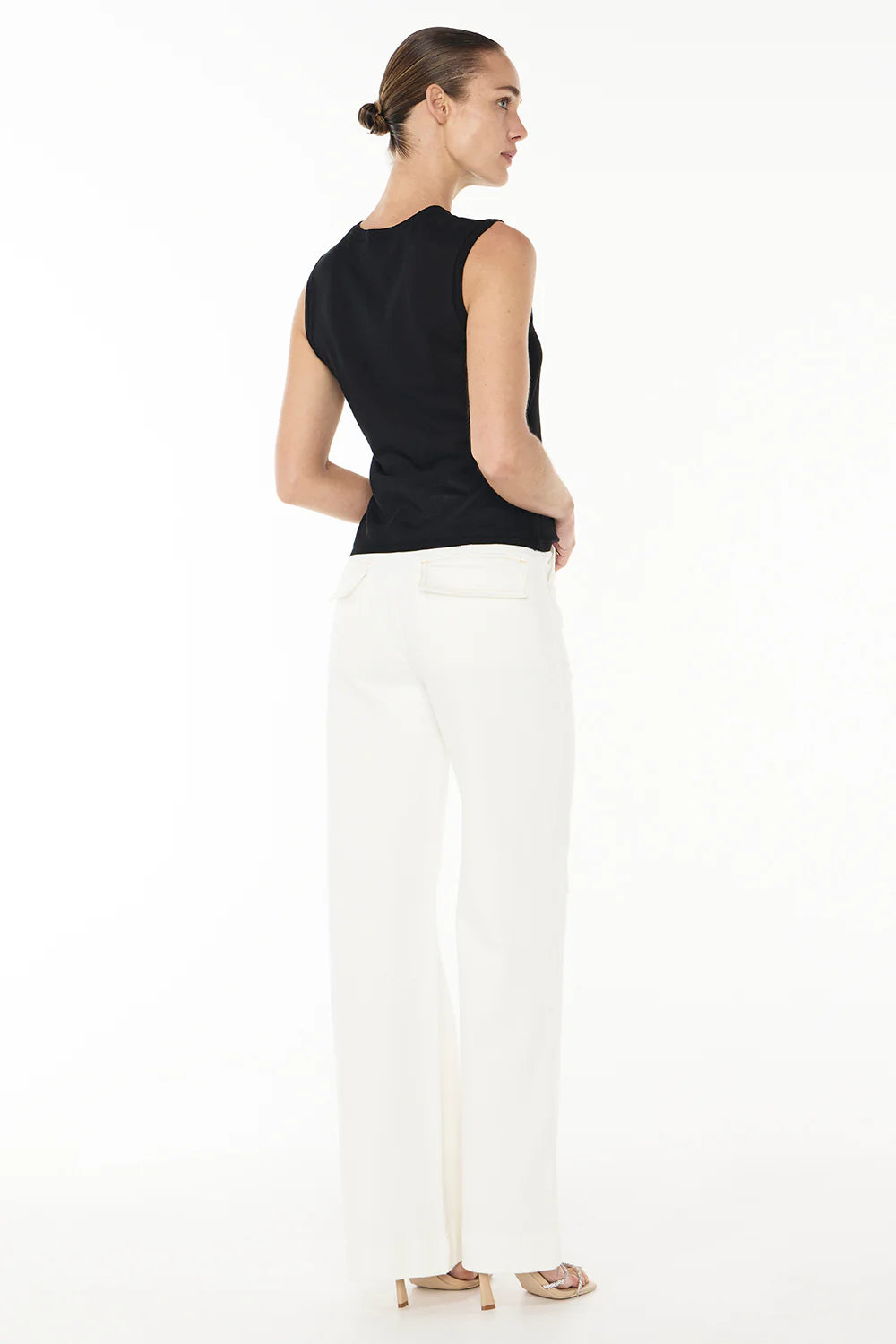 *PREORDER* TWISTED KNIT TOP - BLACK