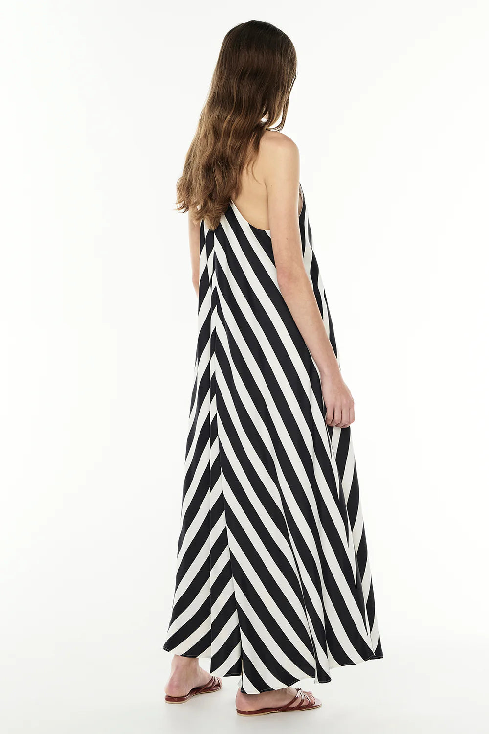 *PREORDER* NEW BEAT MAXI DRESS- BLAK/WHITE