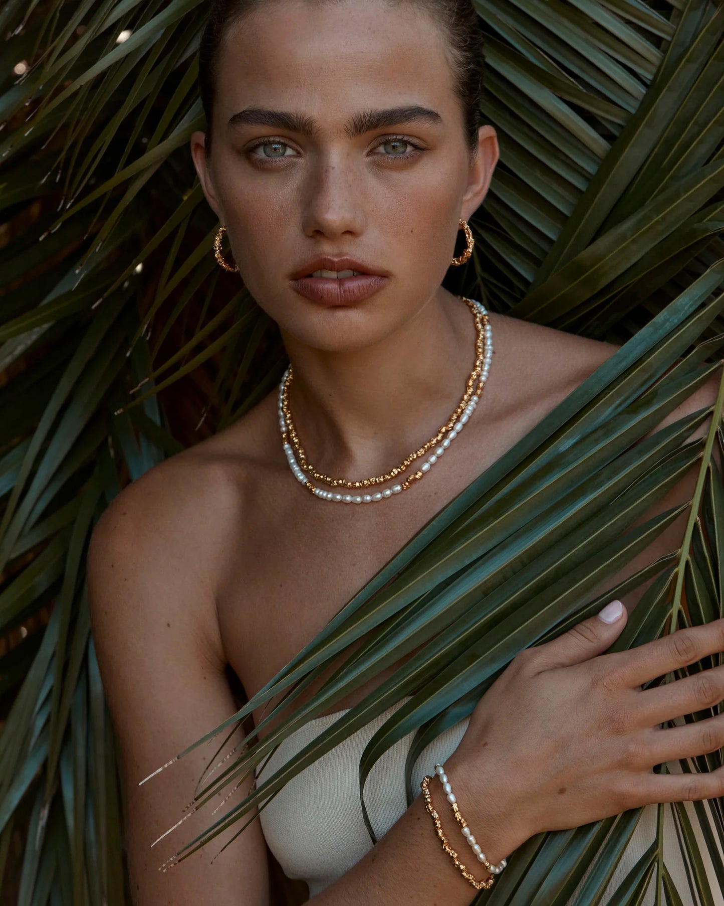 PERIWINKLE NECKLACE - GOLD