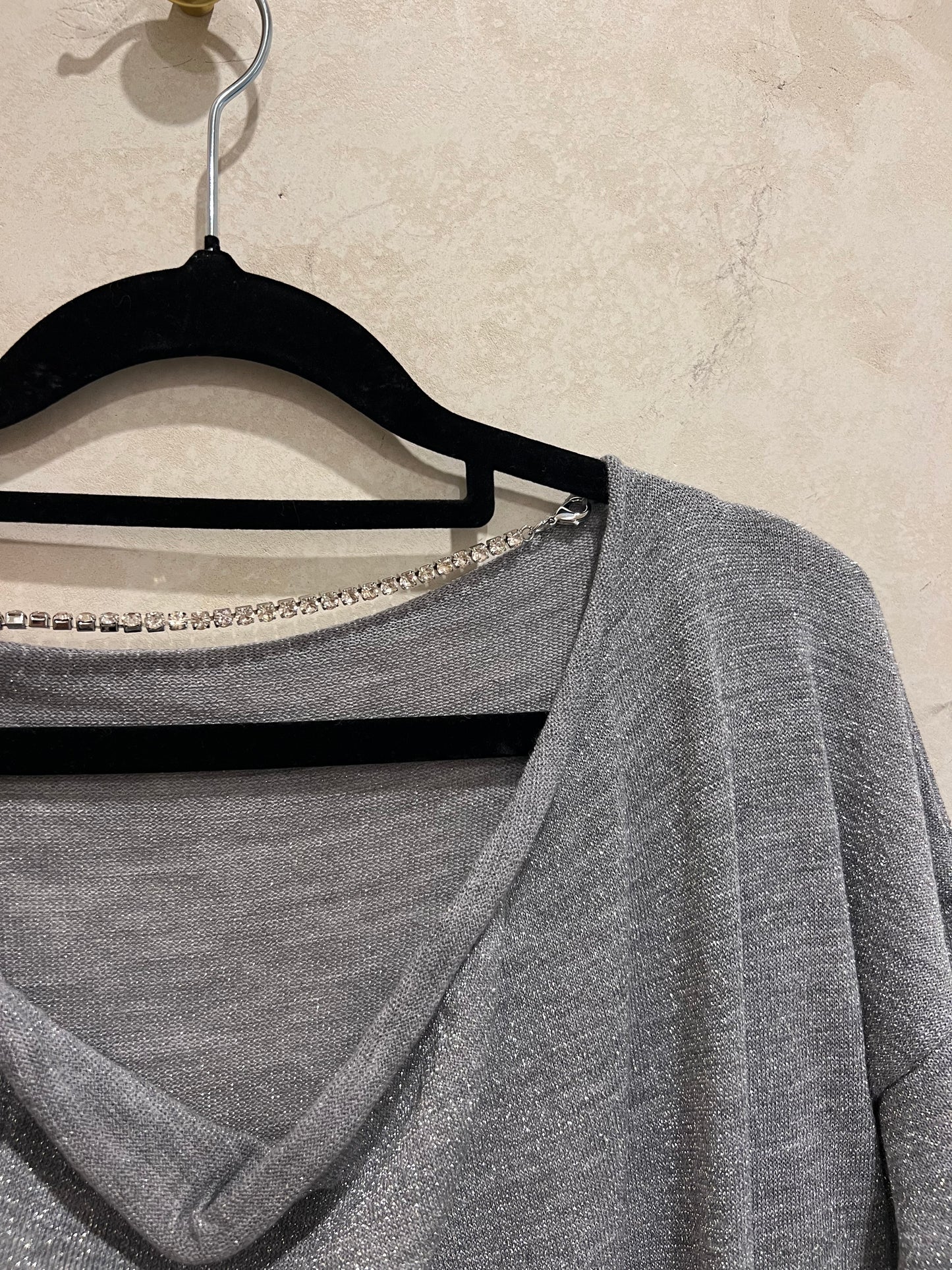 METALLIC CHAIN SWEATER - GREY