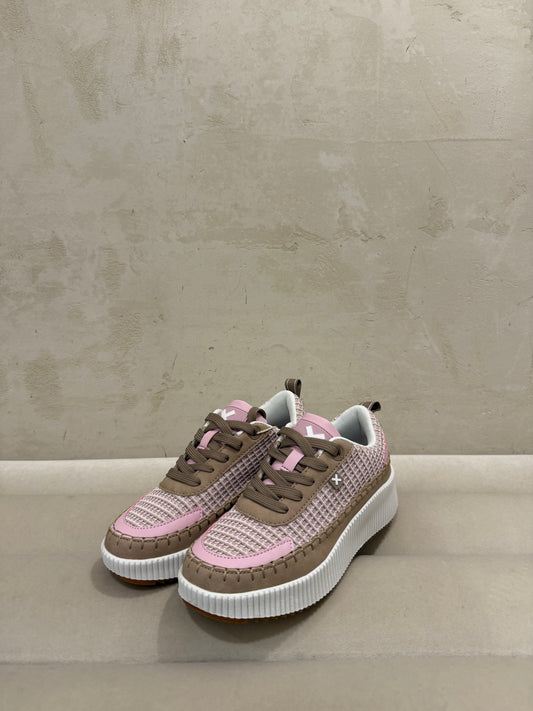 LACE UP SNEAKERS - NUDE