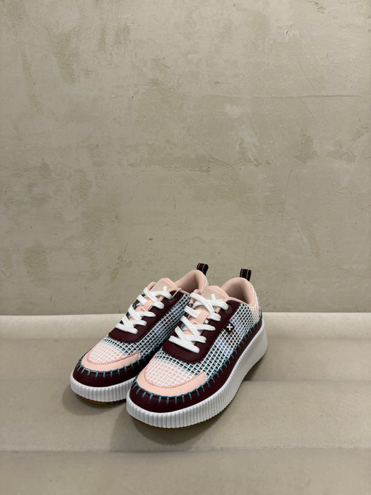 LACE UP SNEAKERS - BURGUNDY