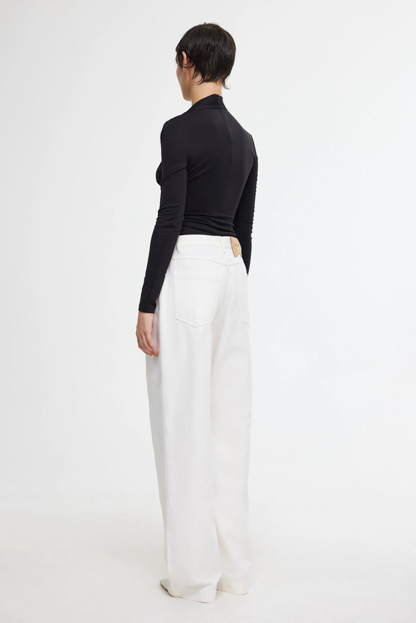 CLARENDON TOP - BLACK