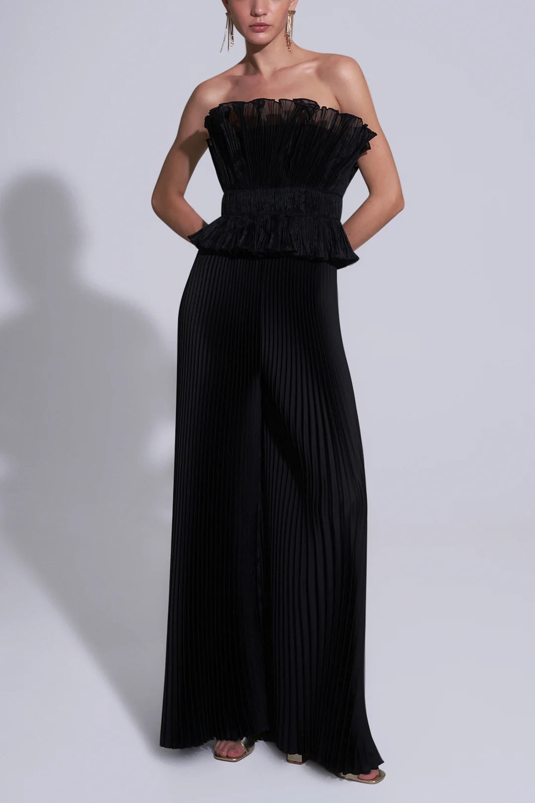 *PREORDER* MASQUERADE TOP - NOIR