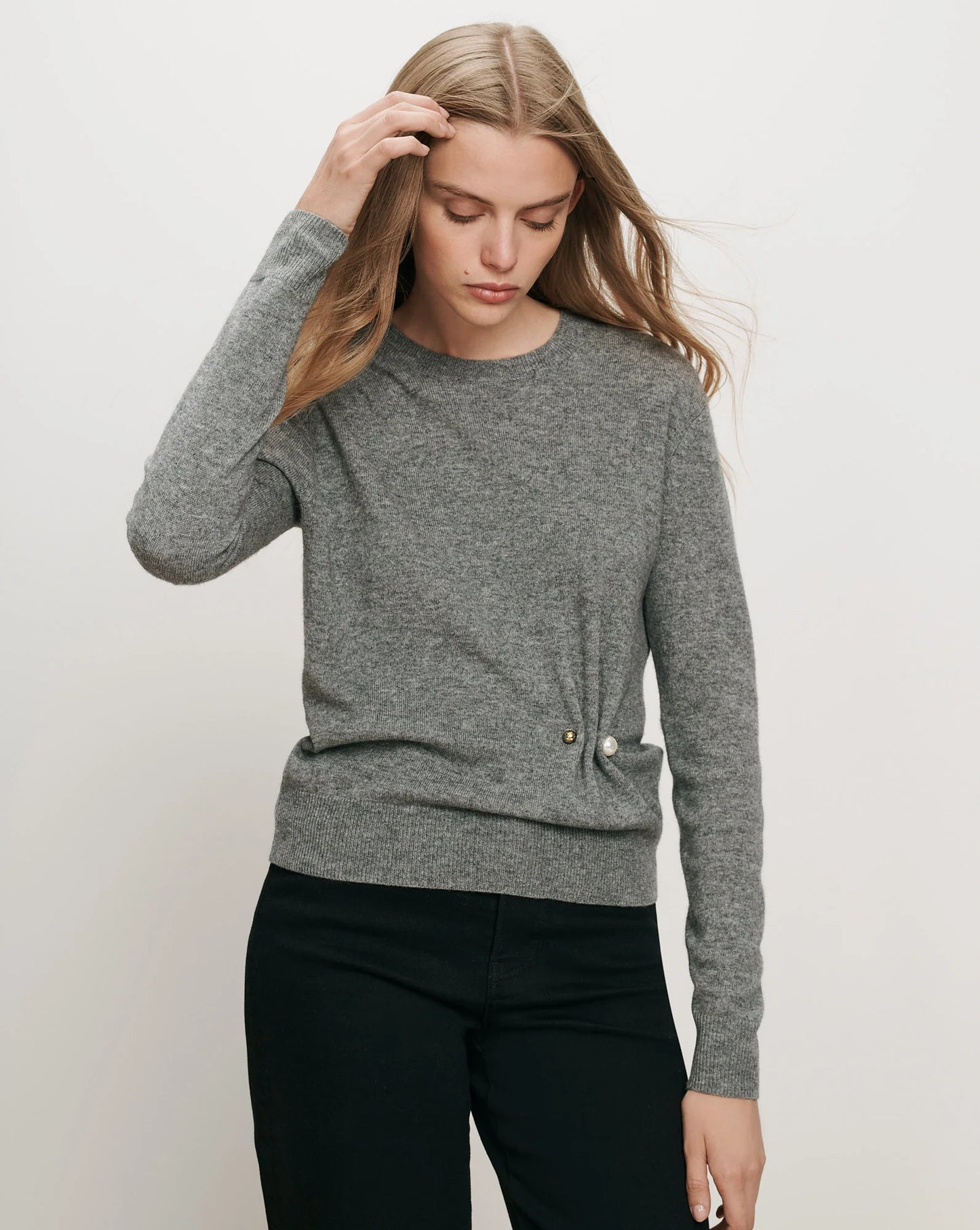 FRANKIE BROOCH PULLOVER - HEATHER GREY