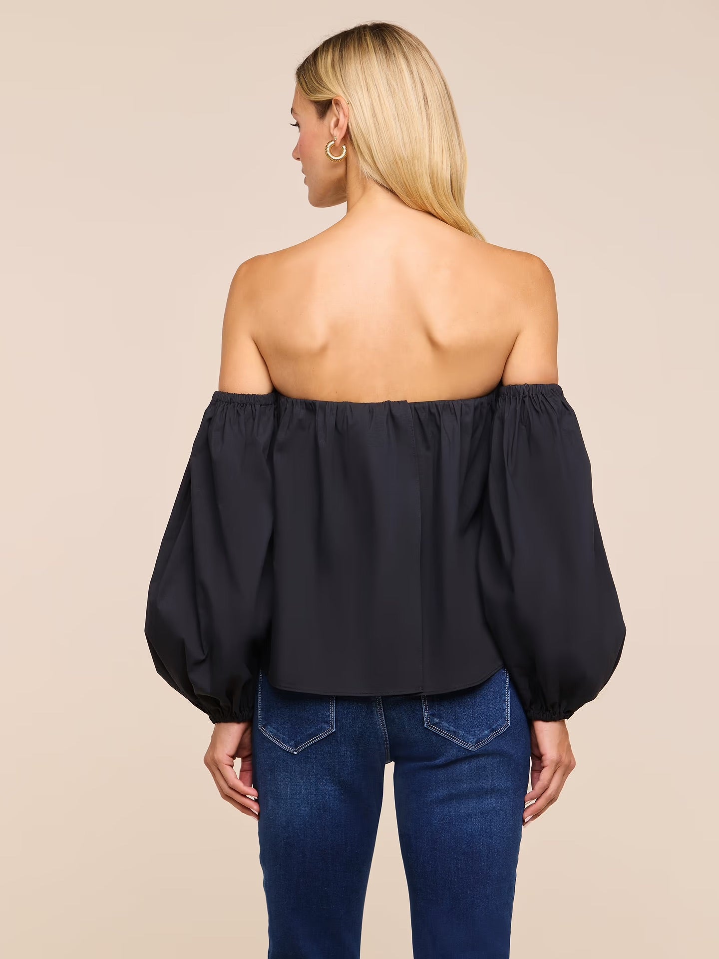 *PREORDER* SARAI OFF-SHOULDER TOP -  BLACK