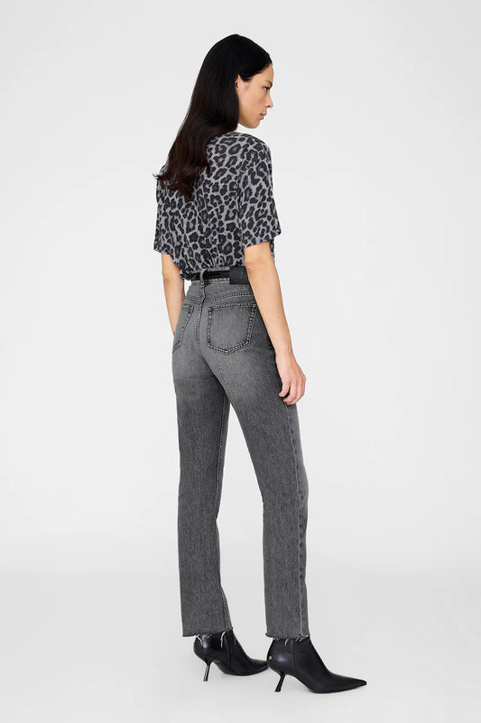 *PREORDER* COHEN TEE - GREY LEOPARD