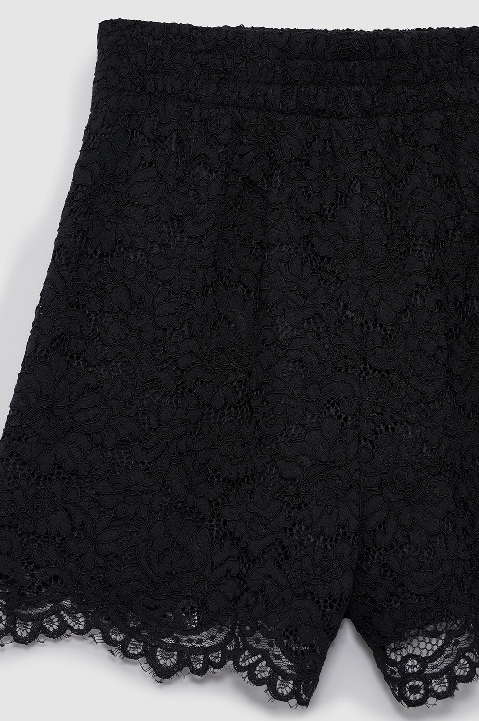 KAM SHORT - BLACK LACE