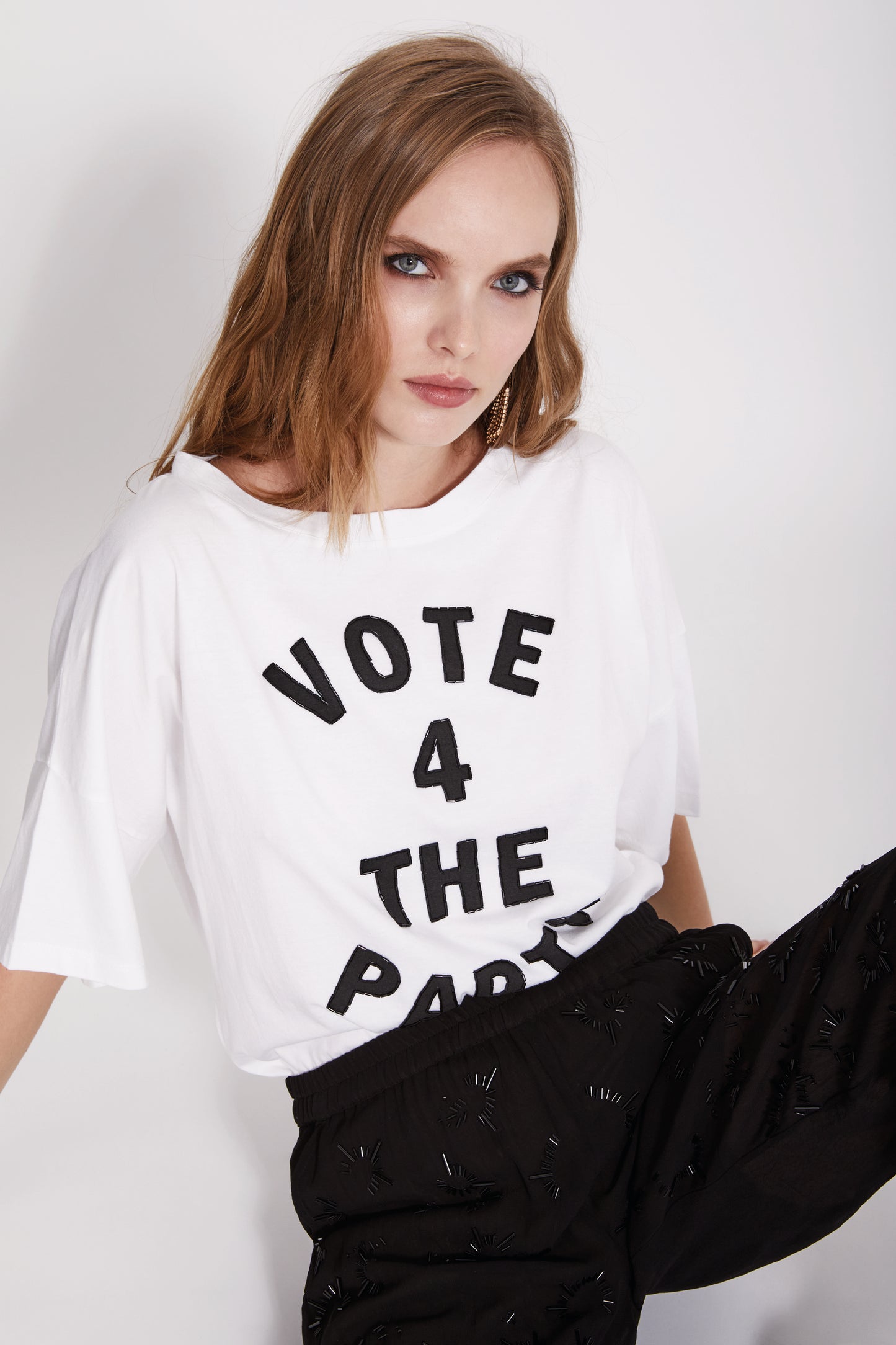 VOTE 4 THE PARTY T-SHIRT - WHITE