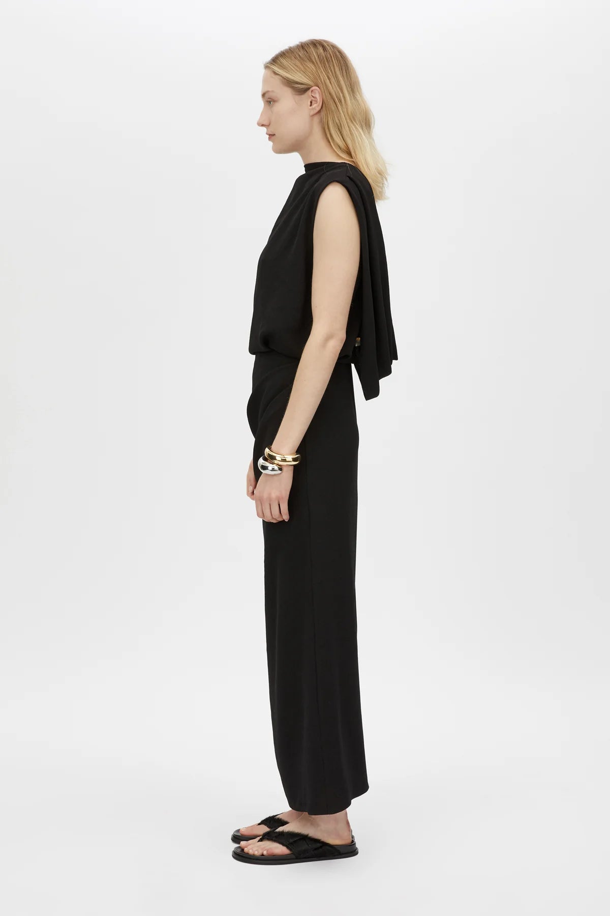 EON MAXI DRESS - BLACK
