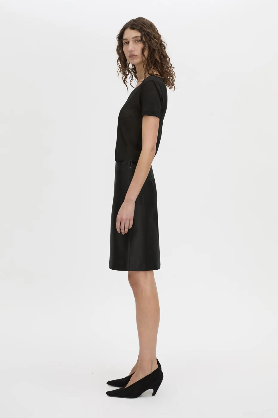 SONA PENCIL SKIRT - BLACK