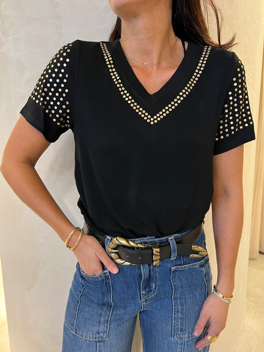V-NECK STUD TEE - BLACK
