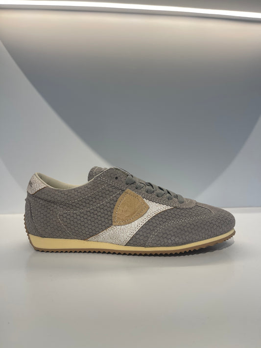 PLANCHE SNEAKER - GRIS