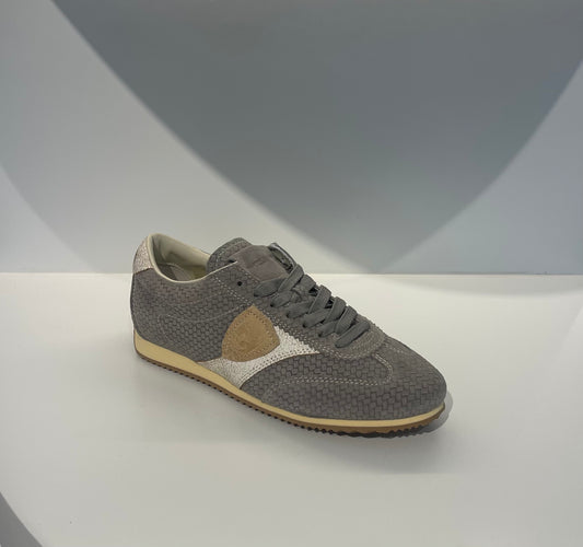 PLANCHE SNEAKER - GRIS