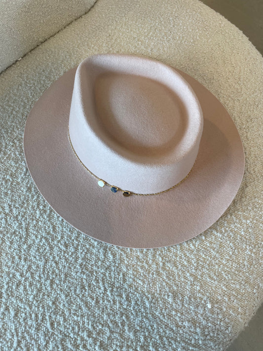 ANGÈLE HAT - BABY PINK