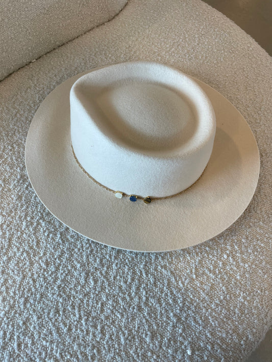 ANGÈLE HAT - OFF WHITE