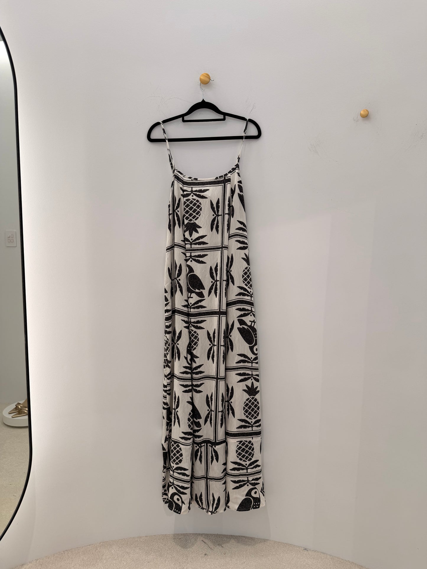 MAXI DRESS - WHITE/BLACK