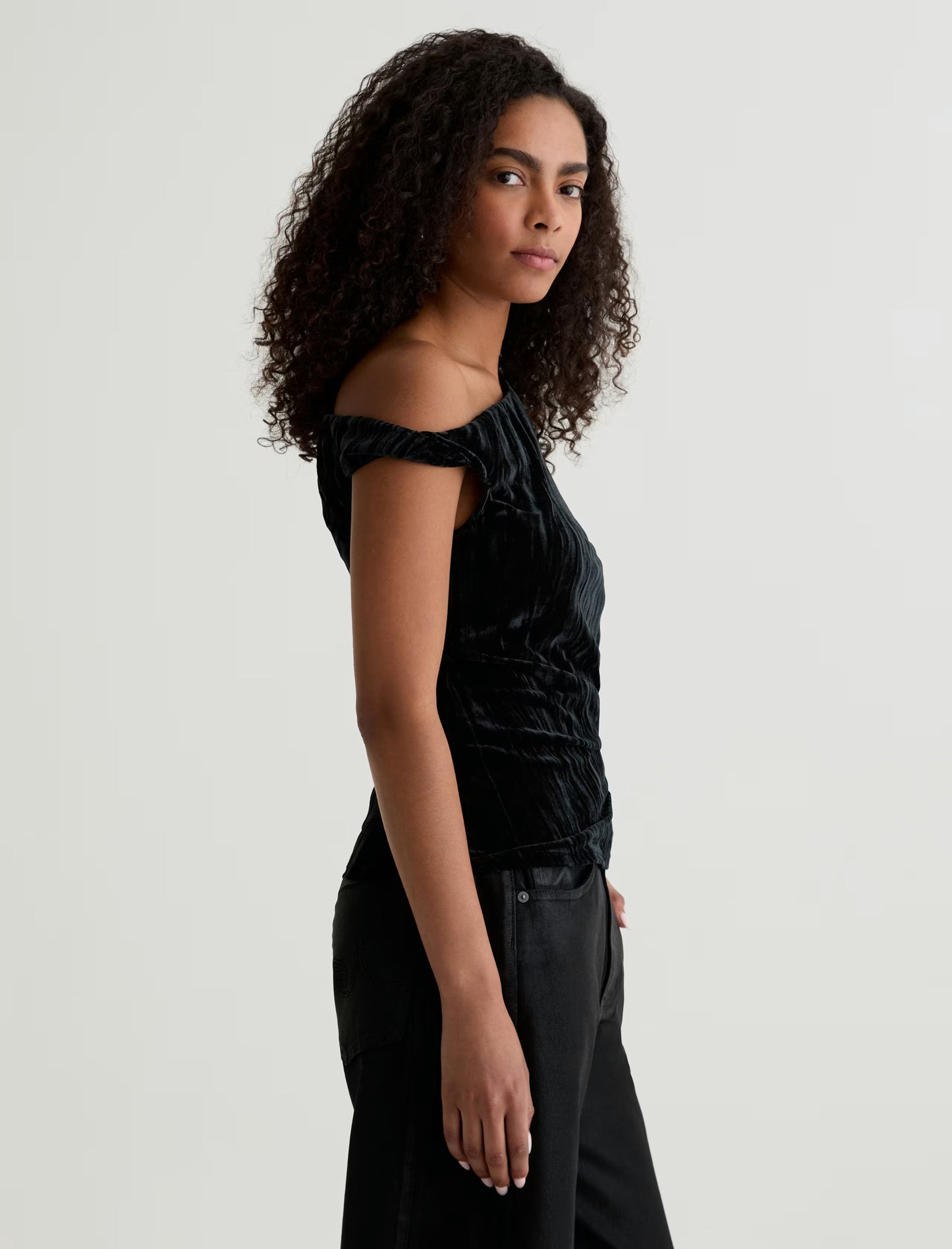 RACHEL VELVET TOP - SUPER BLACK