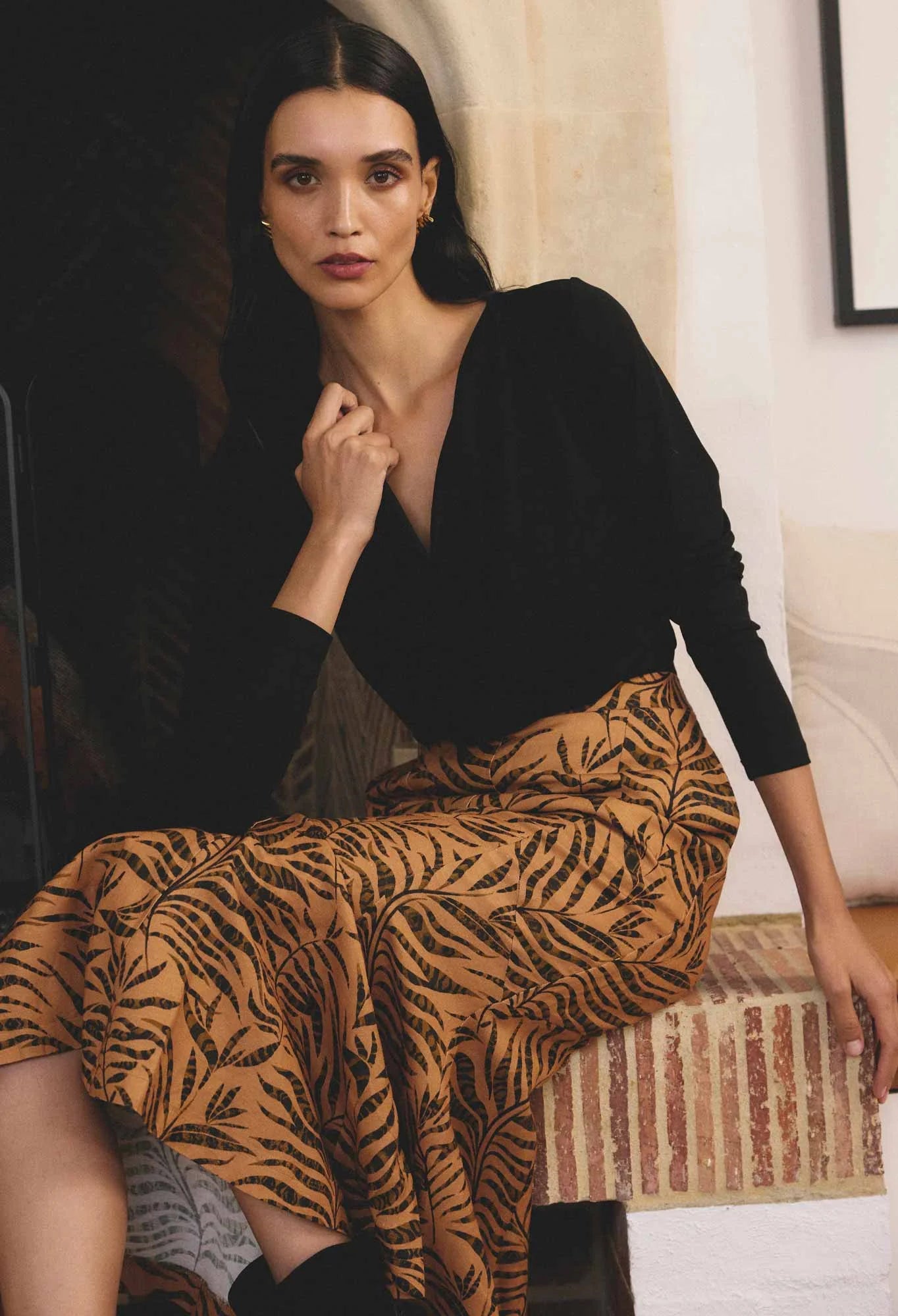 *PREORDER* MILDA COWL TOP - BLACK