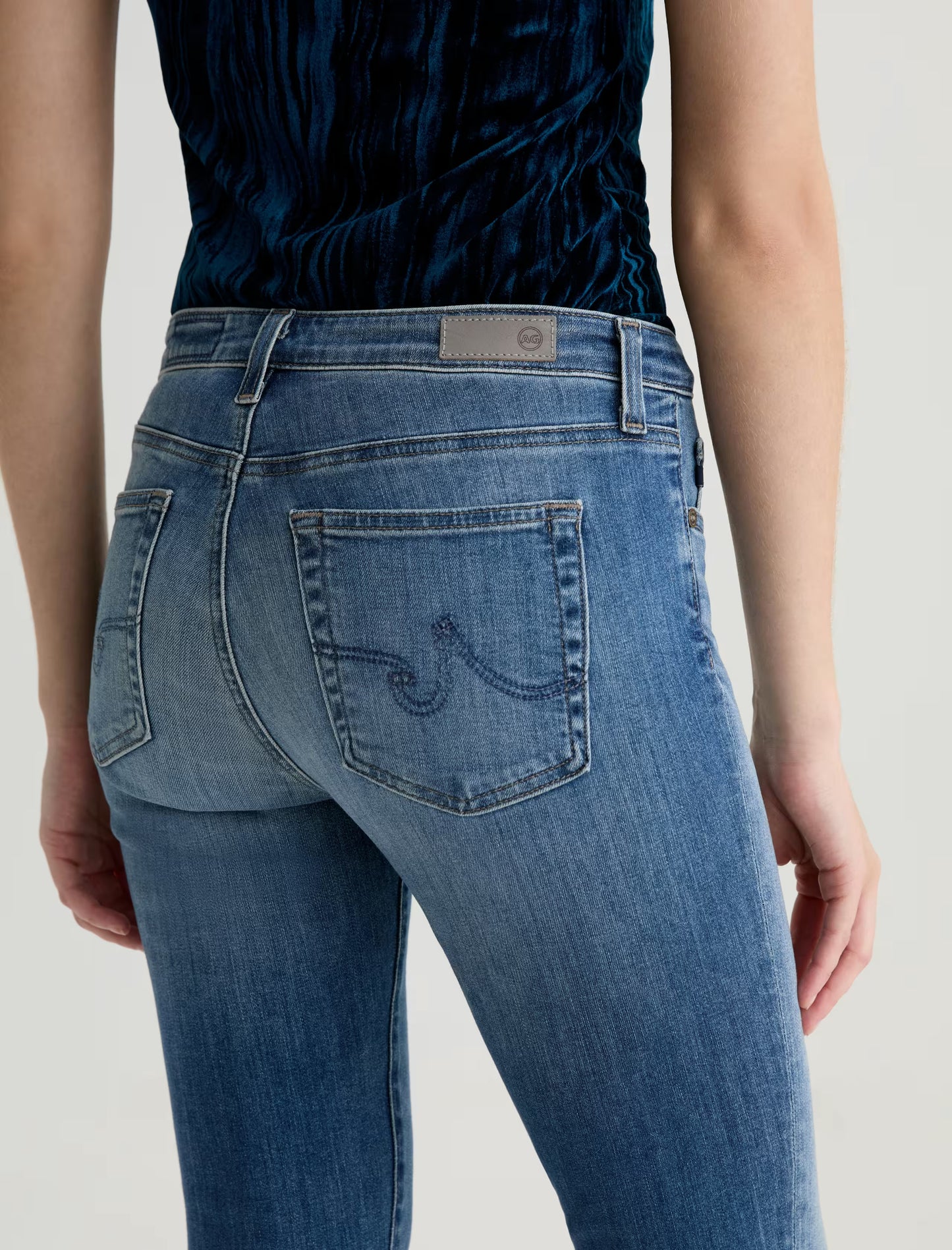 PRIMA JEAN - KINSHIP