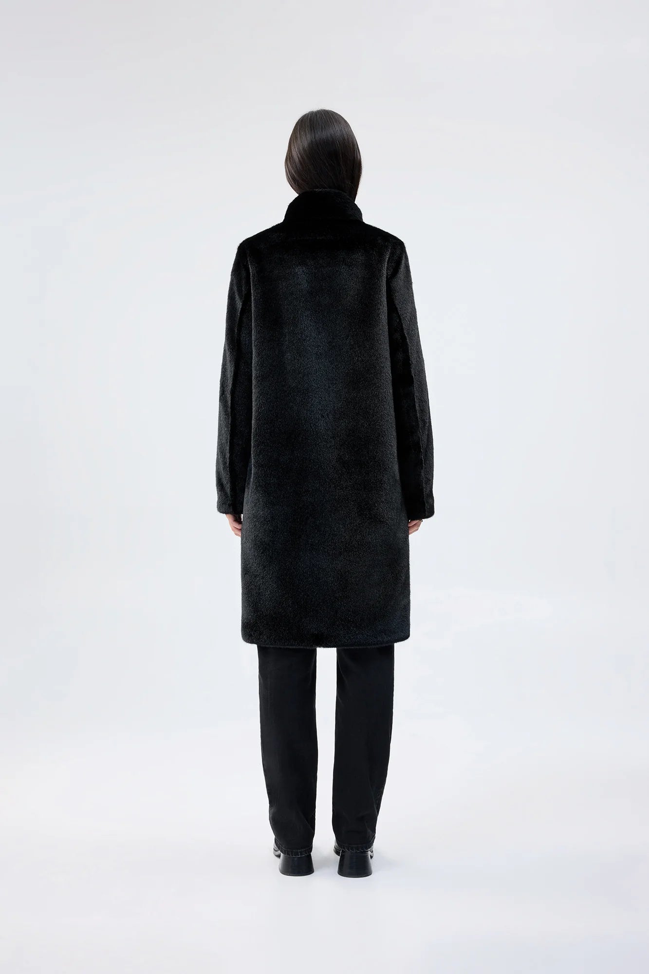 RAVEN COAT - BLACK