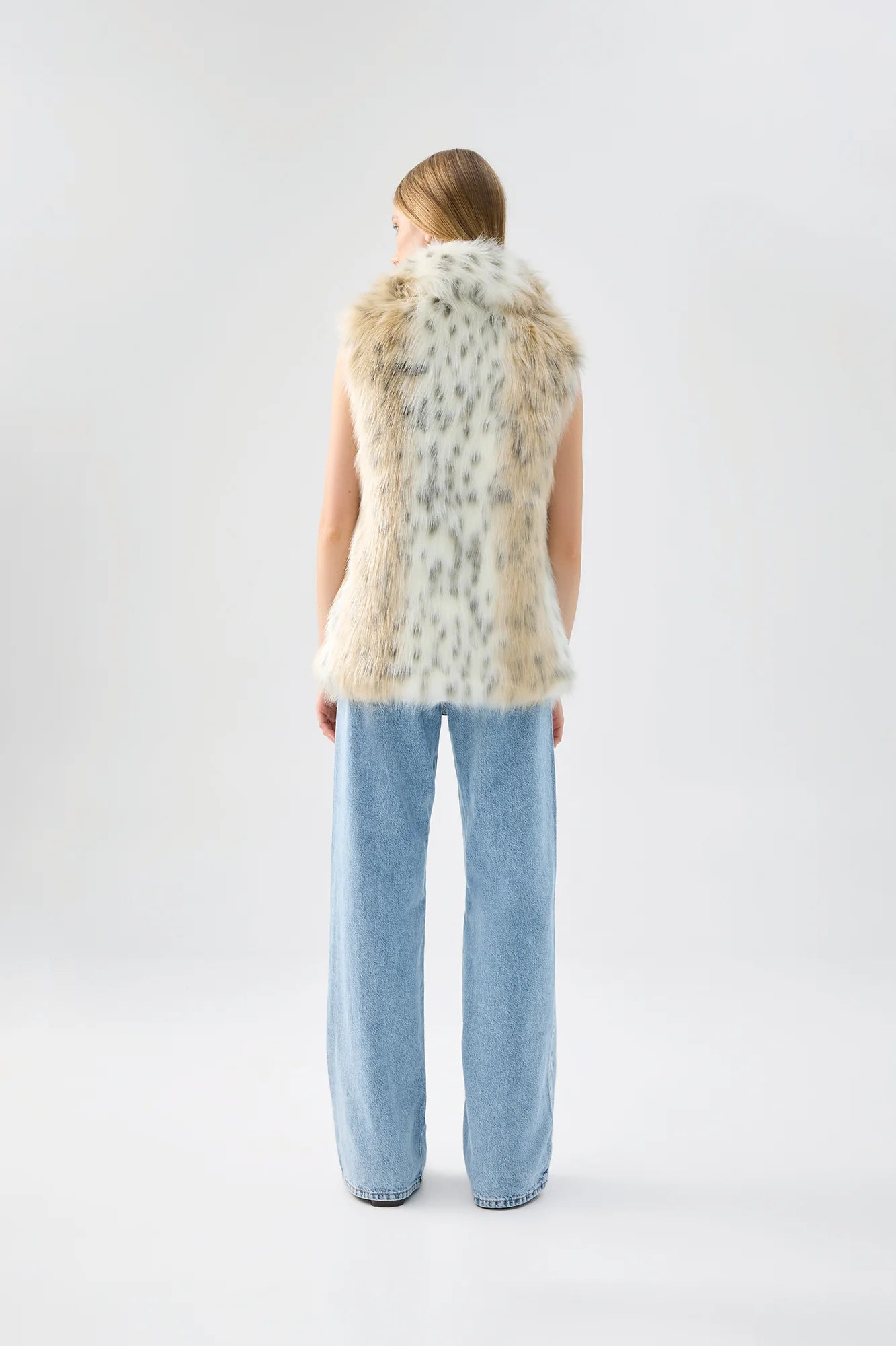 RUBICON VEST - SNOW LEOPARD