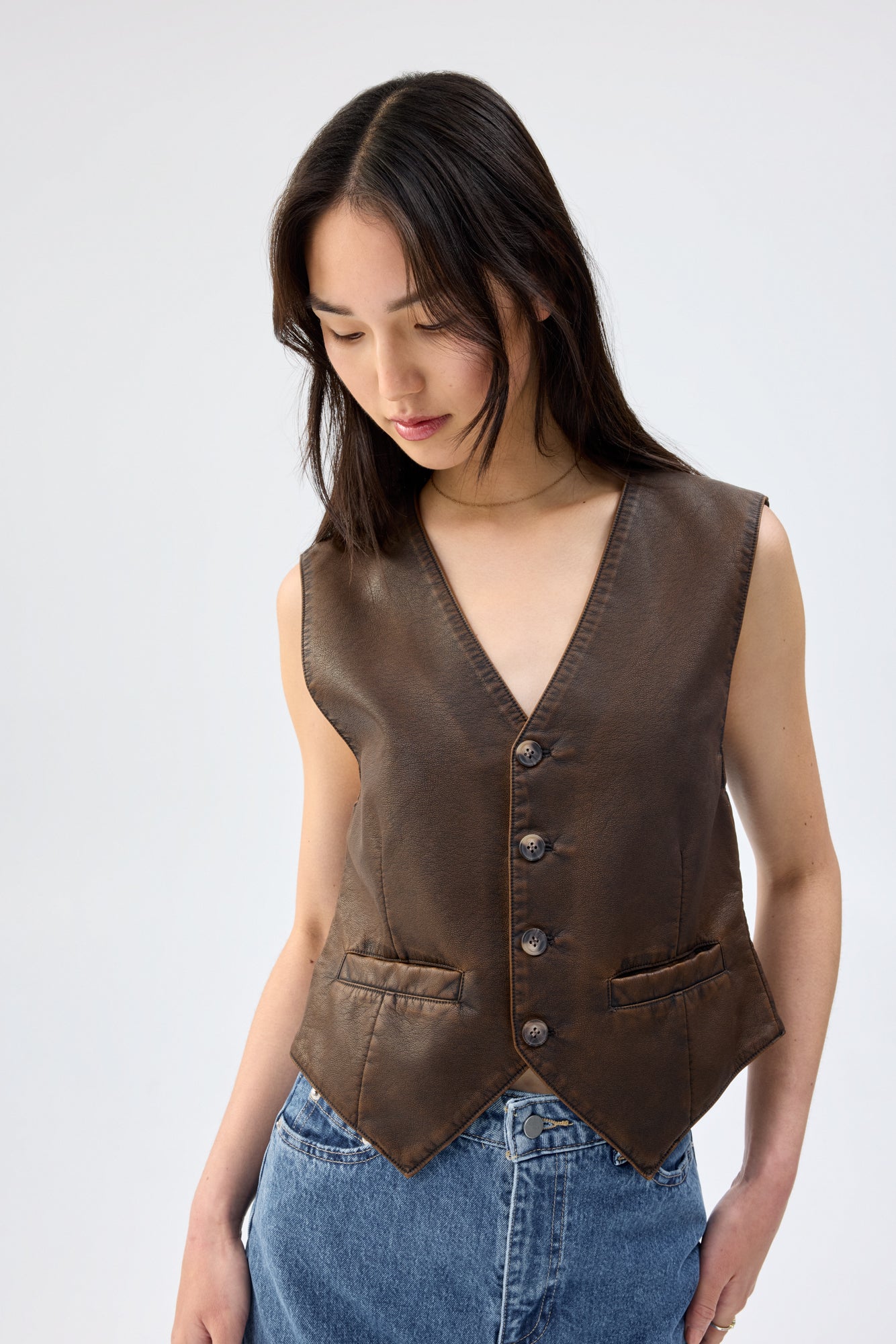 WIN WIN VEST - CHOCOLATE