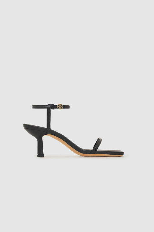 INVISIBLE SANDALS - BLACK